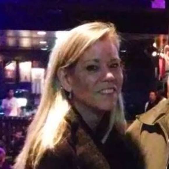 Meet your Posher, Jennifer - Picture 1 of 1